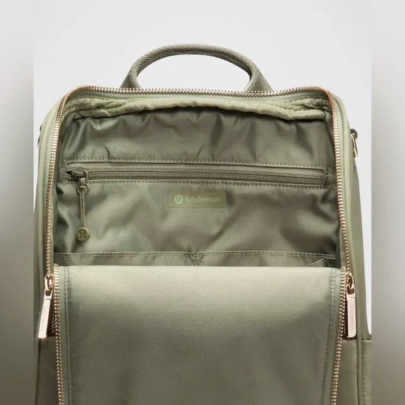 Lululemon City Essentials Small Backpack 10L Bay Leaf Green NWT - Picture 3 of 10